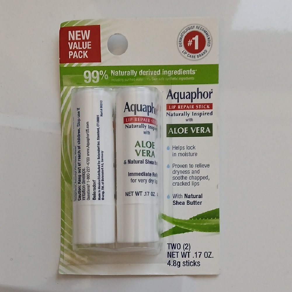 Aquaphor Aloe Vera Lip Repair Stick - White